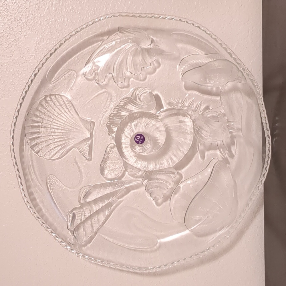 Glass Nautilus Platter With Seashell Patterns